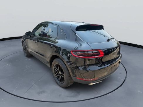 Used 2018 Porsche Macan Sport Edition AWD/4WD image 3