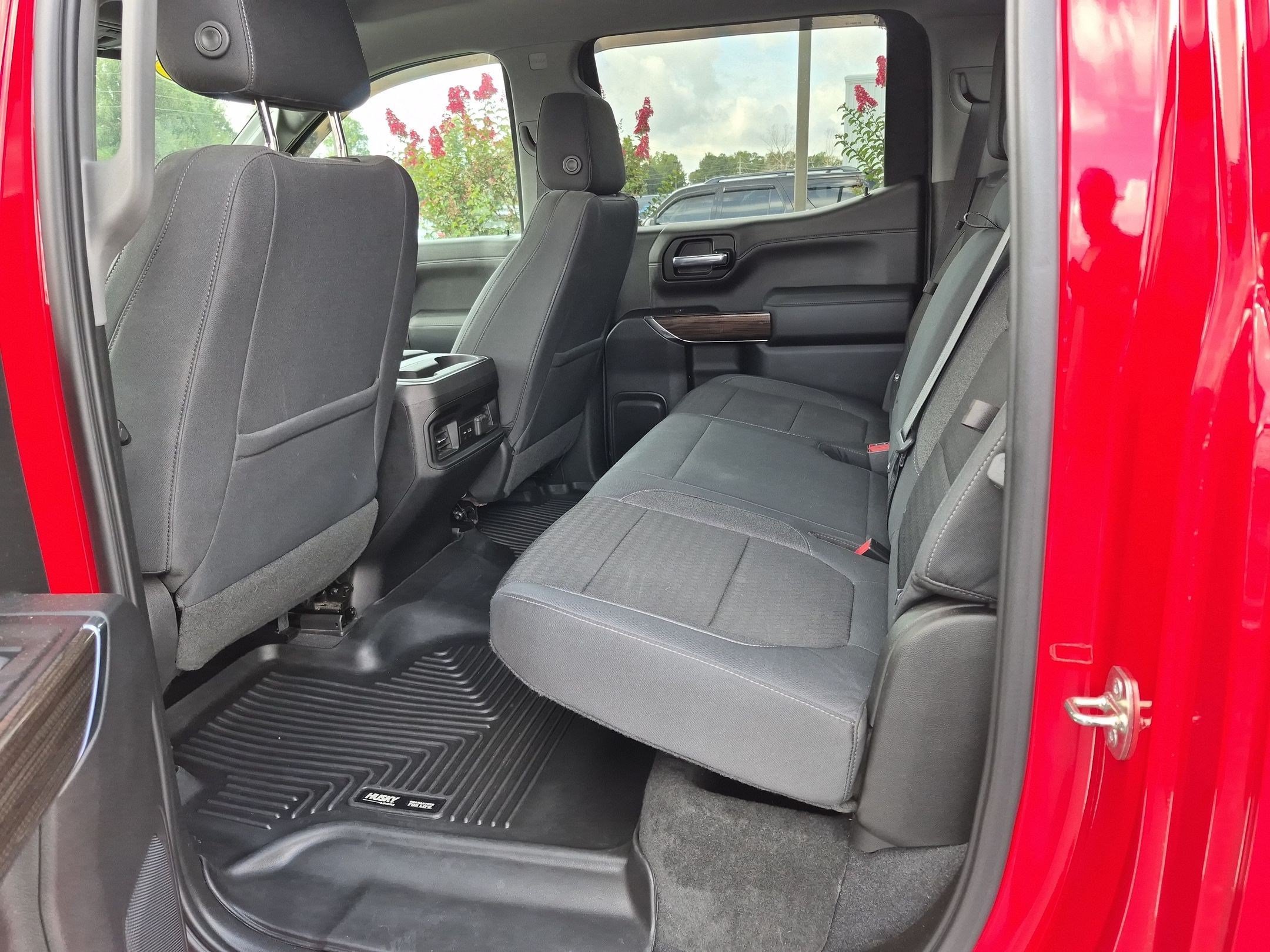 Used 2019 Chevrolet Silverado 1500 RST w/ All-Star Edition AWD/4WD image 17