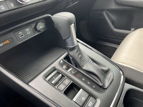 Used 2025 Honda CR-V EX image 18