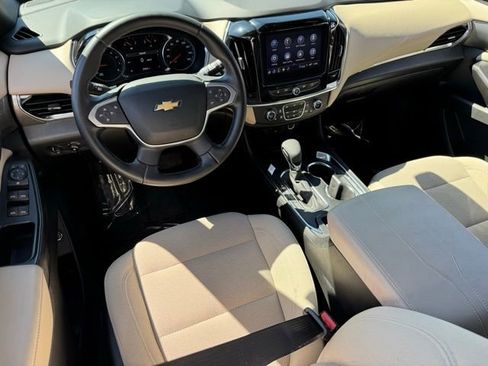 Certified 2023 Chevrolet Traverse LT AWD/4WD image 9