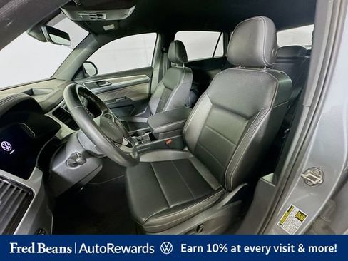 Used 2023 Volkswagen Atlas Cross Sport SE w/ Black Wheel Package AWD/4WD image 26