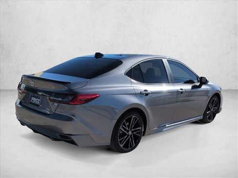 Used 2025 Toyota Camry XSE image 5