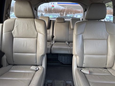 Used 2011 Honda Odyssey EX-L image 19