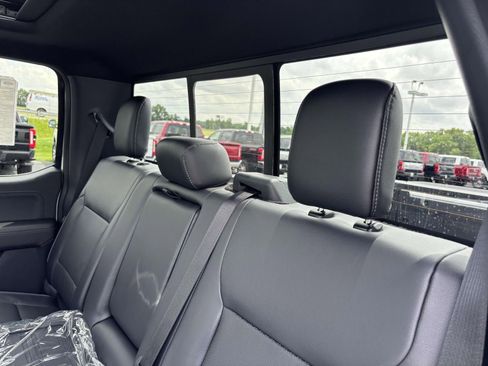 New 2025 Ford F150 Lariat w/ Equipment Group 502A High image 28