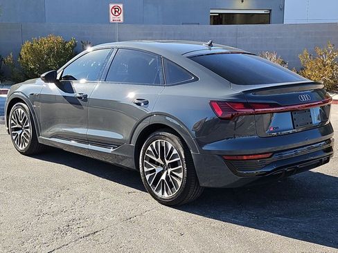 Used 2024 Audi Q8 e-tron Premium Plus image 8