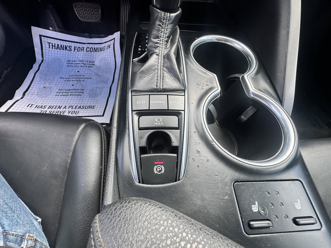 Used 2019 Toyota Camry XSE FWD image 28