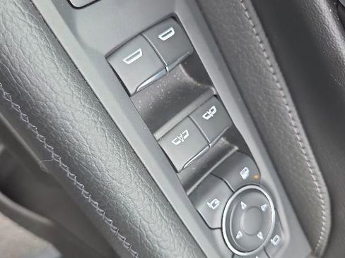 Used 2021 GMC Yukon Denali w/ Denali Premium Package AWD/4WD image 26