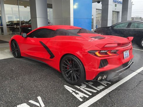 Used 2022 Chevrolet Corvette Stingray Premium Conv w/ Z51 Performance Package image 2