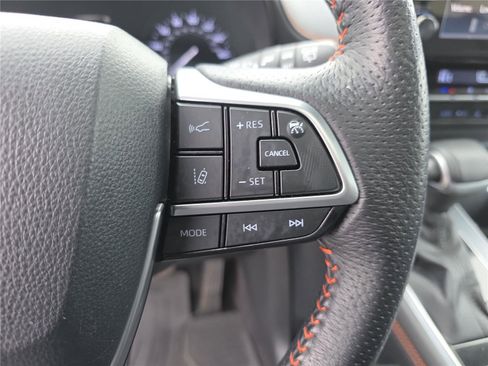 Used 2021 Toyota Sienna XSE w/ XSE Plus Package image 20