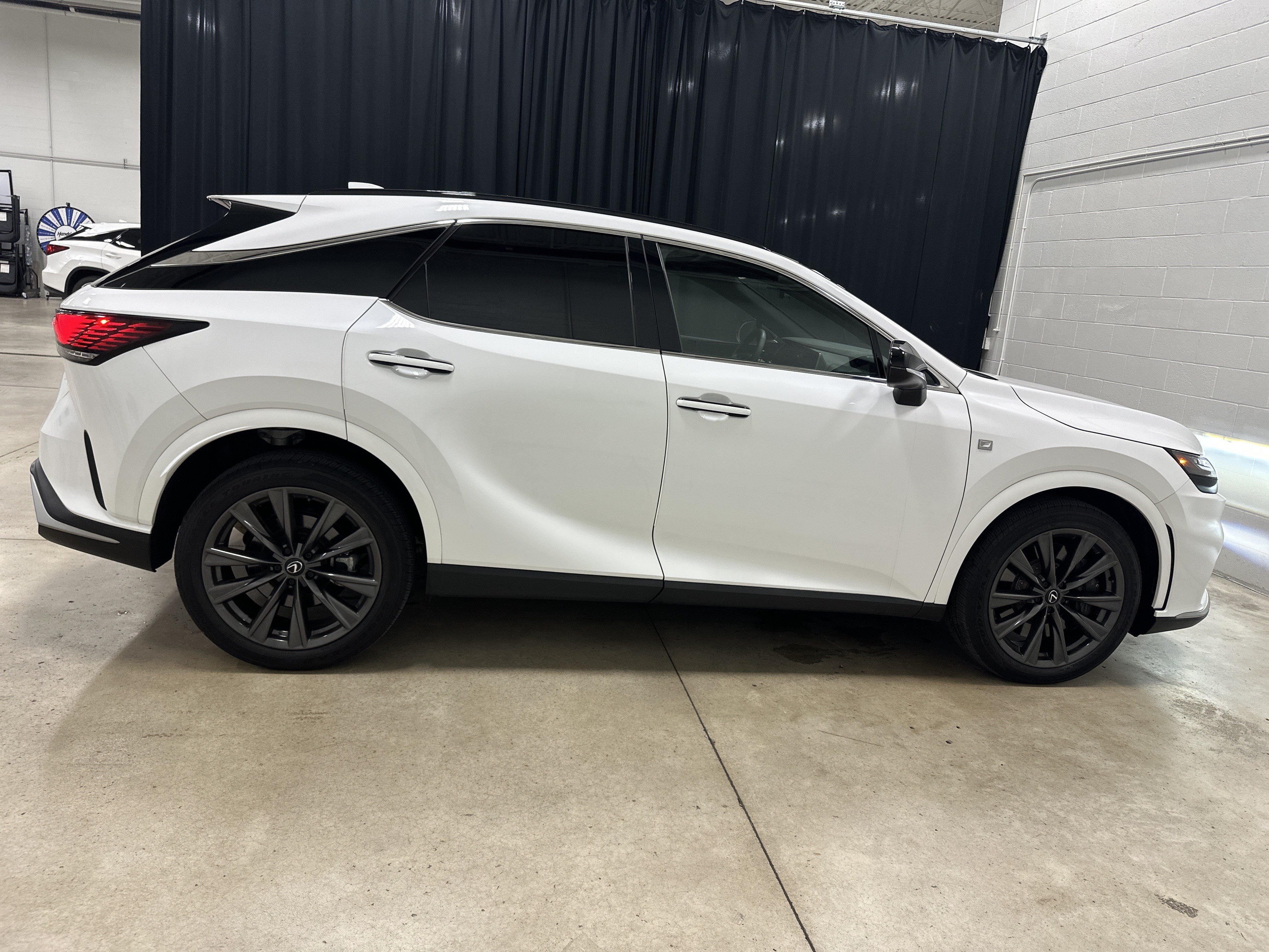 Certified 2023 Lexus RX 350 F Sport w/ Accessory Package AWD/4WD image 13