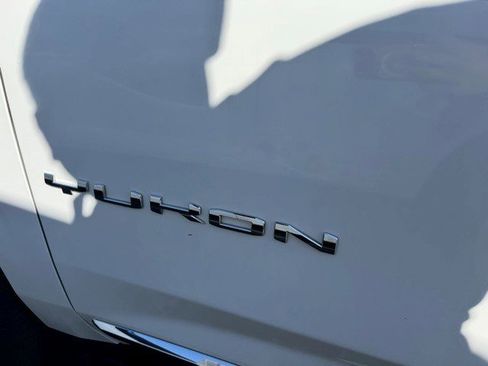 Certified 2024 GMC Yukon XL SLT image 6