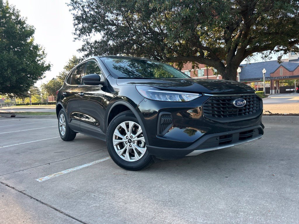 Used 2025 Ford Escape Active FWD image 5