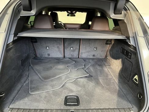 Used 2023 BMW iX xDrive50 w/ Premium Package image 21