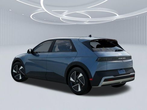 New 2026 Hyundai Ioniq 5 SEL RWD image 5