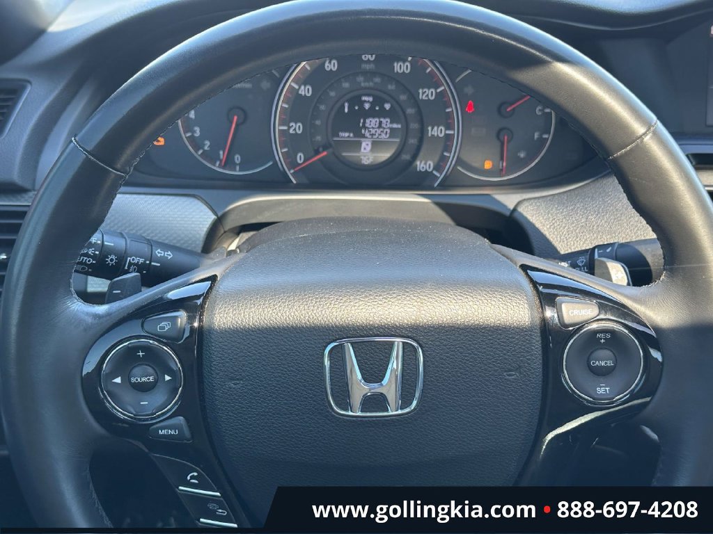 Used 2017 Honda Accord EX-L image 18