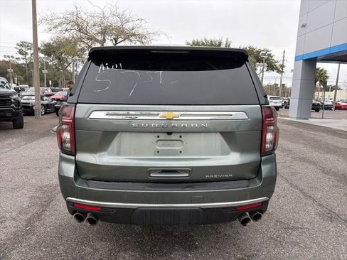 Used 2023 Chevrolet Suburban Premier image 7
