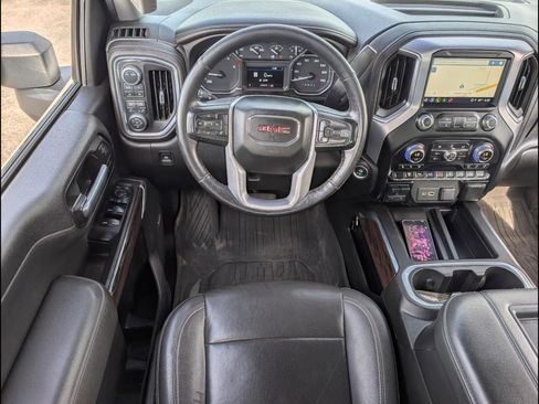 Used 2021 GMC Sierra 2500 SLT AWD/4WD image 10