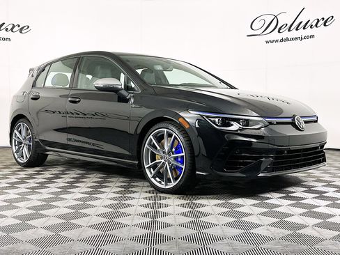 Used 2024 Volkswagen Golf R 2.0L TSI 4MOTION 7-Speed DSG T w/ MDO Package image 1