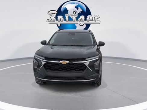 New 2026 Chevrolet Trax LT image 3