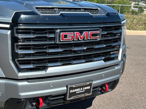 Used 2024 GMC Sierra 2500 AT4 w/ Technology Package AWD/4WD image 21