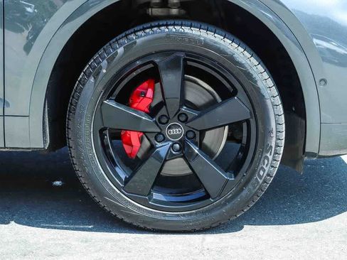 Used 2024 Audi Q5 2.0T Prestige AWD/4WD image 7