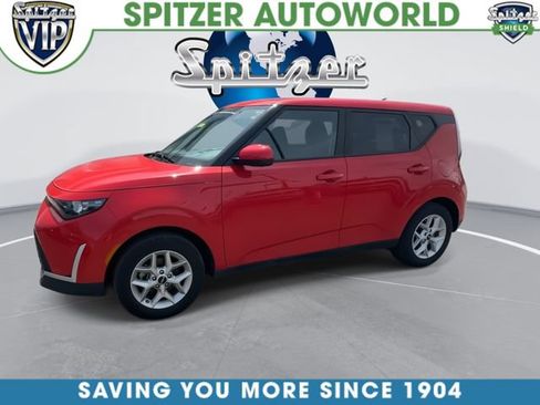 Certified 2025 Kia Soul LX w/ LX Technology Package FWD image 4