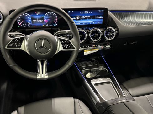New 2026 Mercedes-Benz GLA 250 image 17