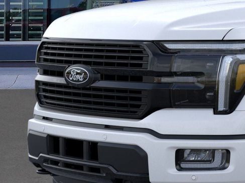 New 2025 Ford F150 Platinum w/ FX4 Off-Road Package AWD/4WD image 17