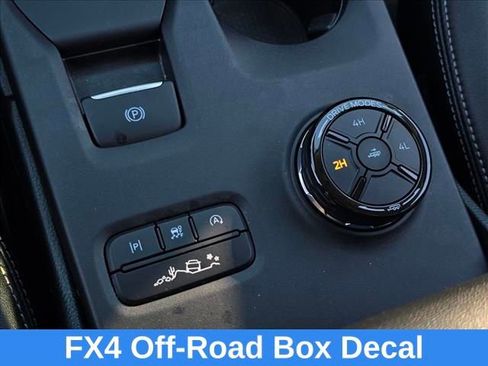 Used 2024 Ford Ranger Lariat w/ FX4 Off-Road Package image 26