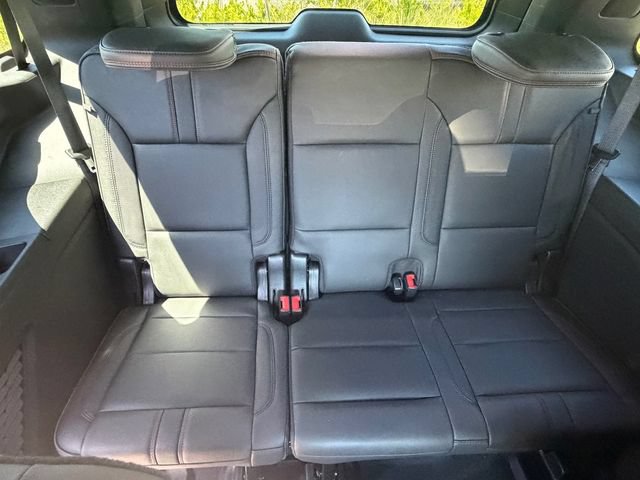 Used 2021 Chevrolet Tahoe RST w/ Luxury Package RWD image 18