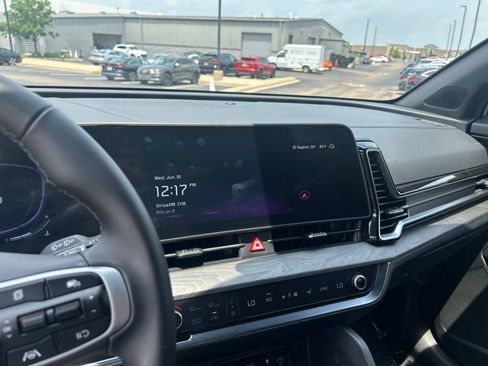 Used 2025 Kia Sportage X-Line w/ Premium Package AWD/4WD image 30