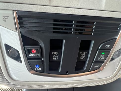 New 2025 Acura RDX w/Technology Package image 22