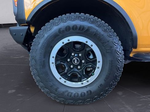 Certified 2022 Ford Bronco Badlands w/ Sasquatch Package image 14