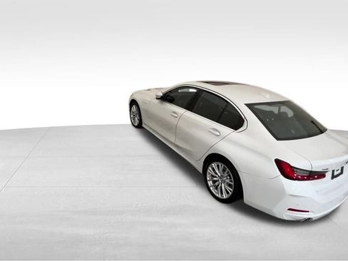 Used 2024 BMW 330e xDrive image 14