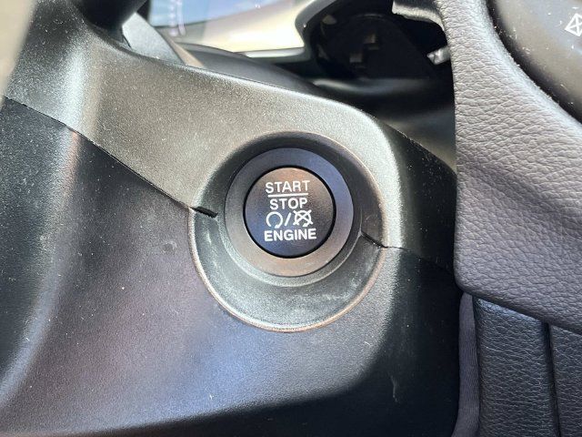 Used 2020 Jeep Compass Latitude FWD image 34