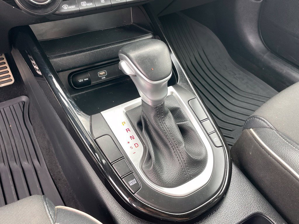Certified 2024 Kia Forte GT-Line FWD image 18