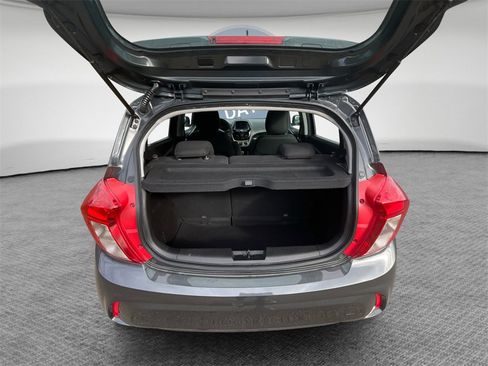 Used 2021 Chevrolet Spark LS image 23