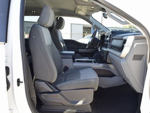 Used 2025 Ford F250 XLT w/ FX4 Off-Road Package image 23