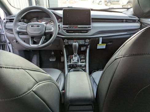 New 2026 Jeep Compass Latitude AWD/4WD image 21