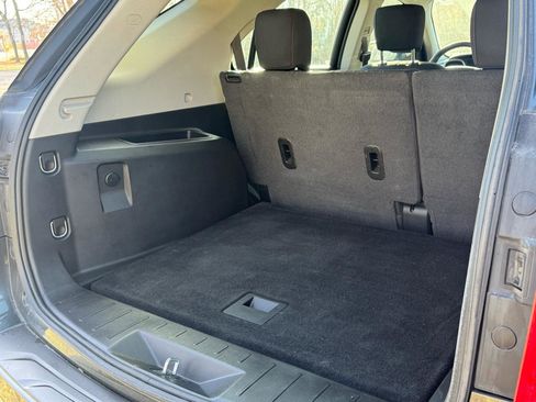 Used 2017 Chevrolet Equinox LS image 17