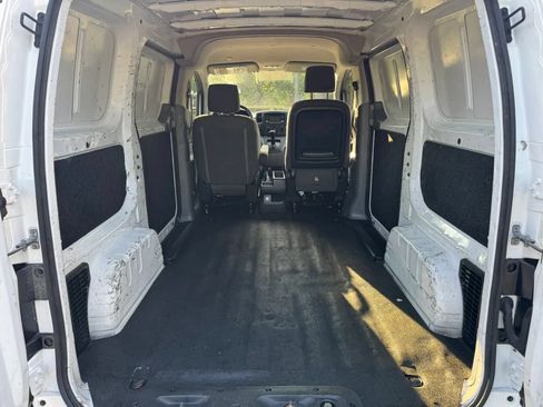 Used 2019 Nissan NV200 SV FWD image 21