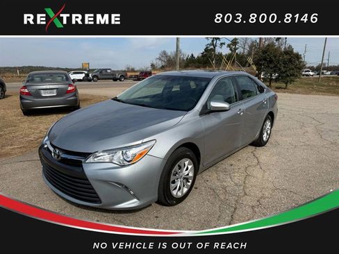 Used 2016 Toyota Camry LE image 19
