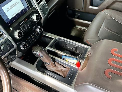 Used 2016 Ford F150 King Ranch w/ Equipment Group 601A Luxury AWD/4WD image 17