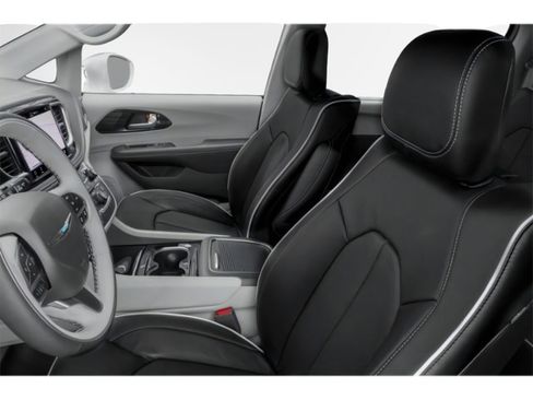 New 2023 Chrysler Pacifica Limited w/ Uconnect Theater Family Group image 14