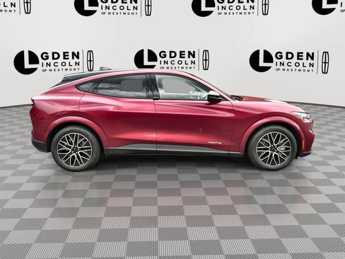 Used 2025 Ford Mustang Mach-E Premium AWD/4WD image 9
