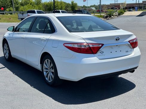 Used 2015 Toyota Camry XLE FWD image 6