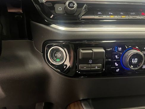New 2026 Chevrolet Silverado 1500 High Country AWD/4WD image 11