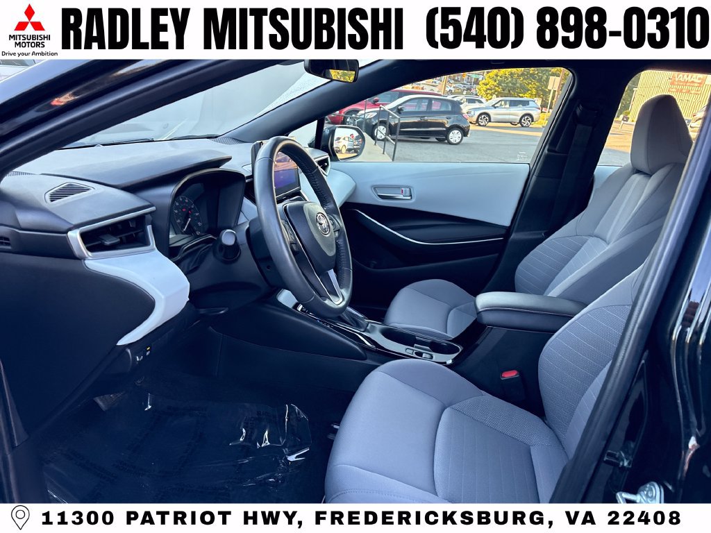 Used 2024 Toyota Corolla SE FWD image 3