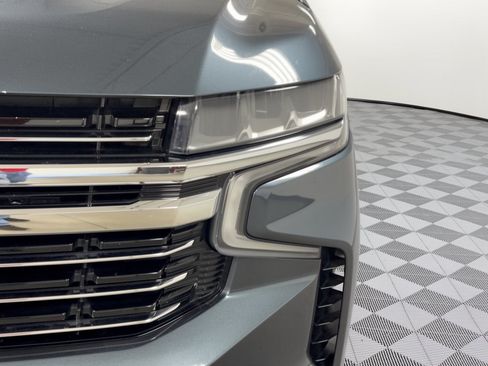Used 2021 Chevrolet Tahoe LT w/ LT Signature Package RWD image 12