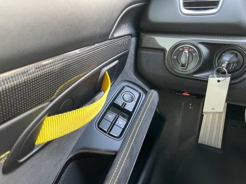 Used 2016 Porsche Cayman GT4 RWD image 28